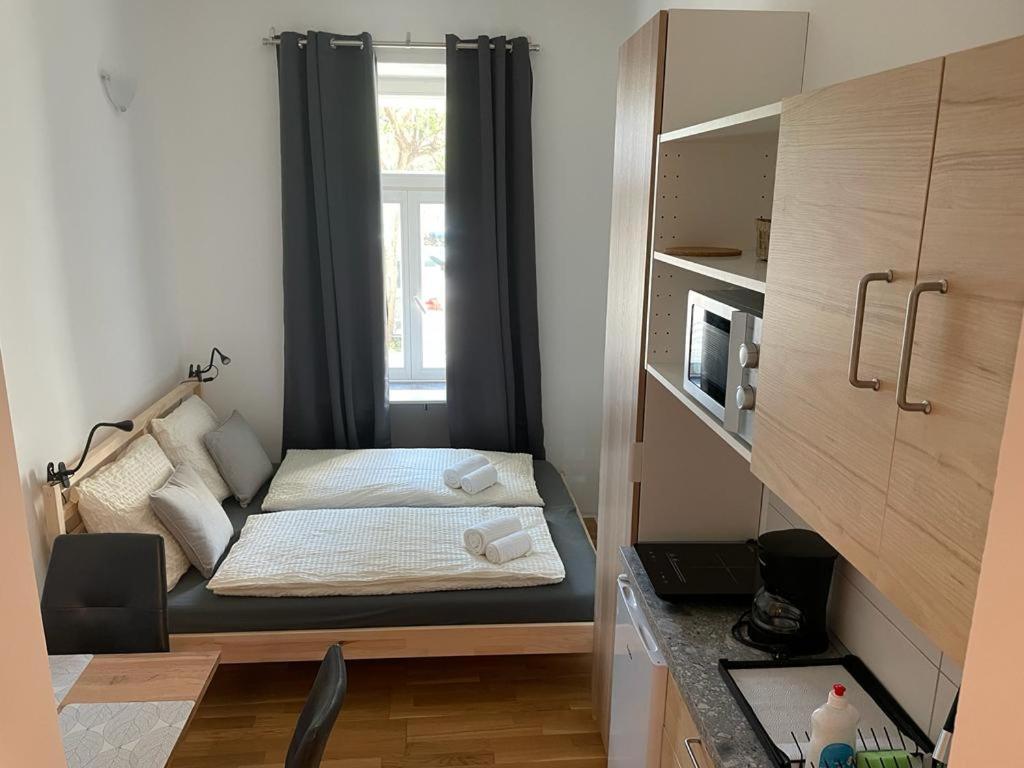 Luna Apartments Wina Bagian luar foto