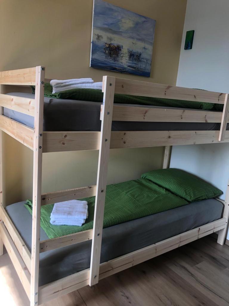 Luna Apartments Wina Bagian luar foto