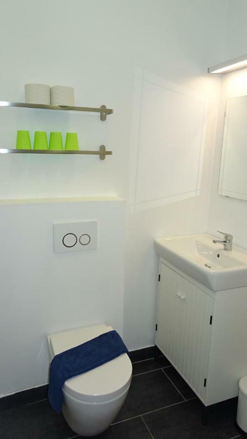 Luna Apartments Wina Bagian luar foto