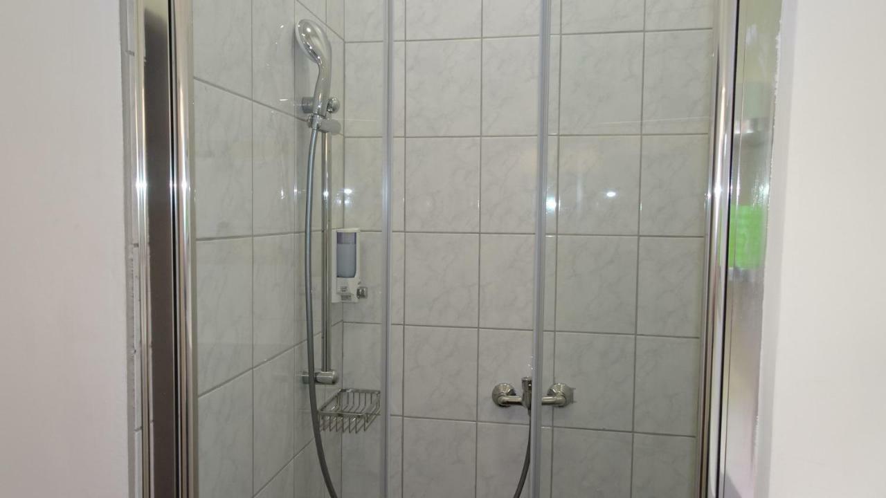 Luna Apartments Wina Bagian luar foto