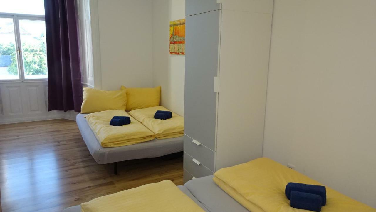 Luna Apartments Wina Bagian luar foto